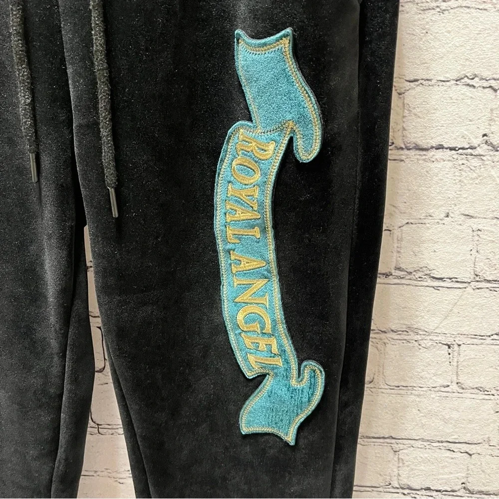8IGHTH DSTRKT Men’s Black Velour Joggers XL Gold Trim Streetwear Athleisure